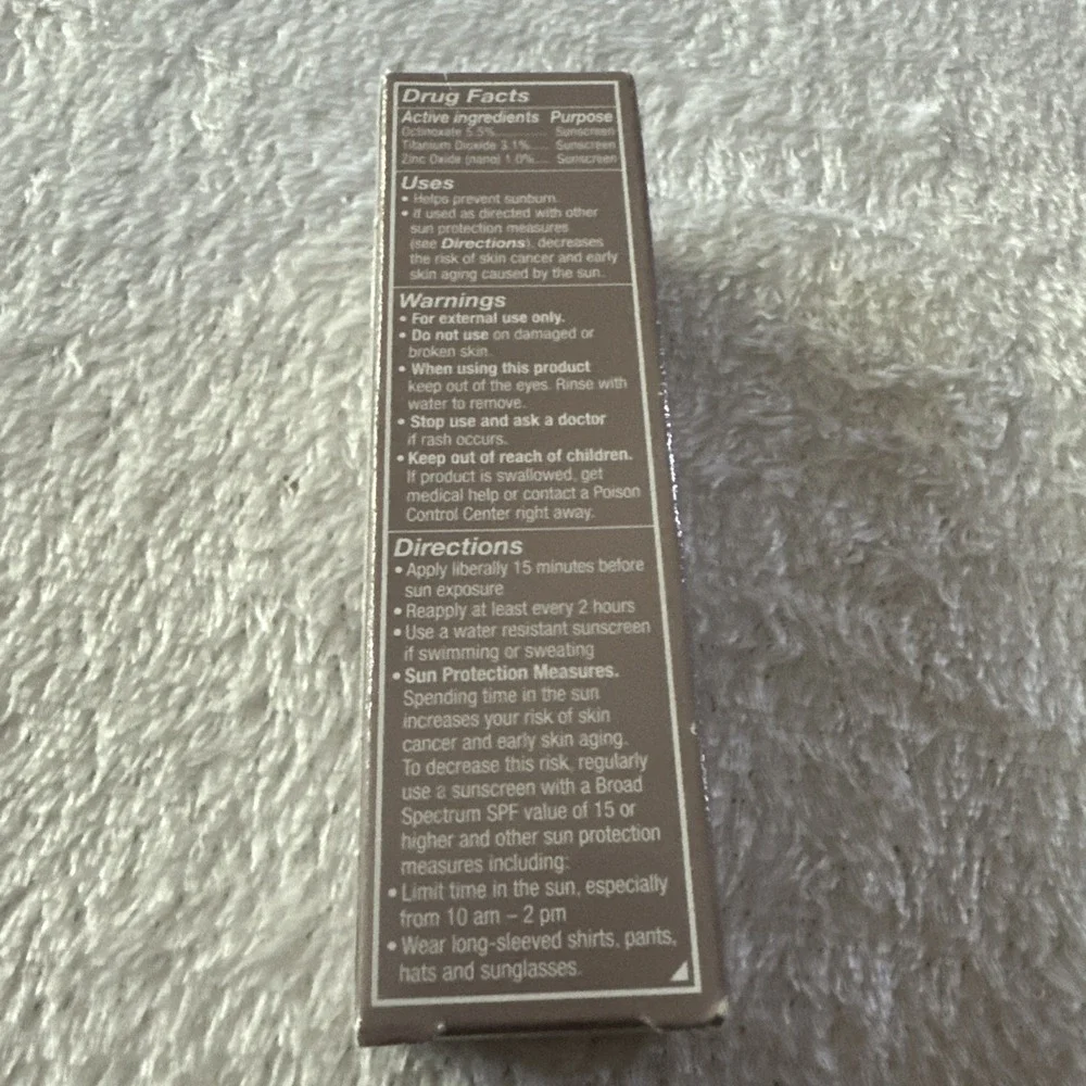 Revlon Illuminance Serum Tint 509 Sandalwood SPF15 0.94 fl oz 28 ml Expires 9/25